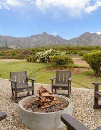 Vredehoek Guest Farm